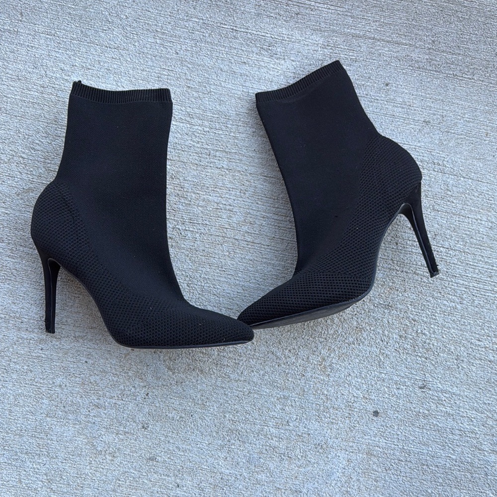 Fashion Nova Black Heeled Boots with Stiletto Heels